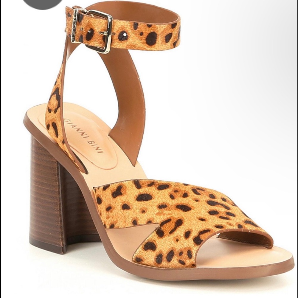 Women heels
